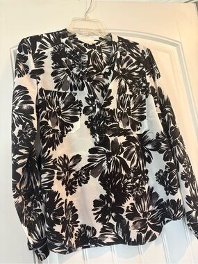 Rebecca Taylor silk Black & White Floral Button-Front Women’s Top